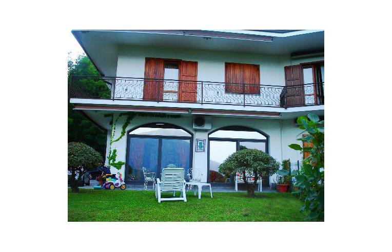 casa indipendente in vendita a Caslino d'Erba