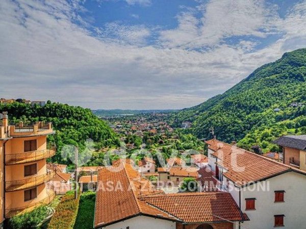 appartamento in vendita a Caslino d'Erba
