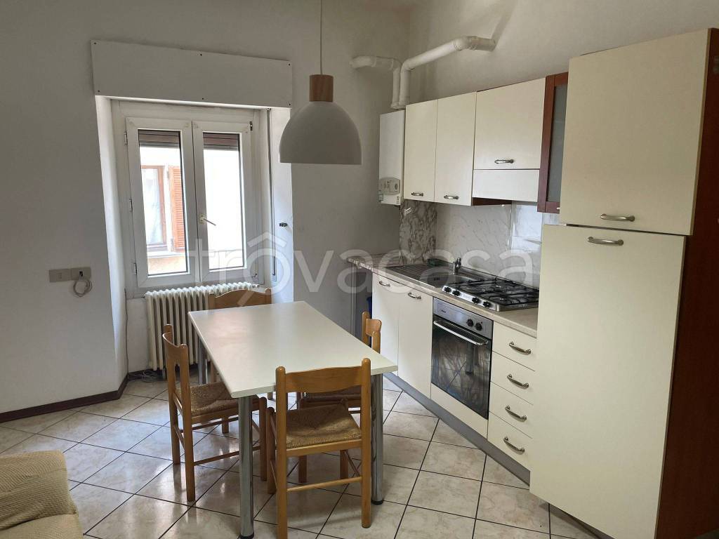 appartamento in vendita a Casnate con Bernate
