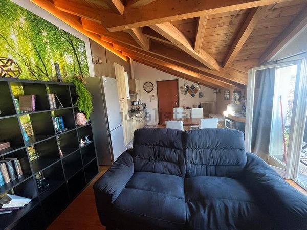 appartamento in vendita a Casnate con Bernate