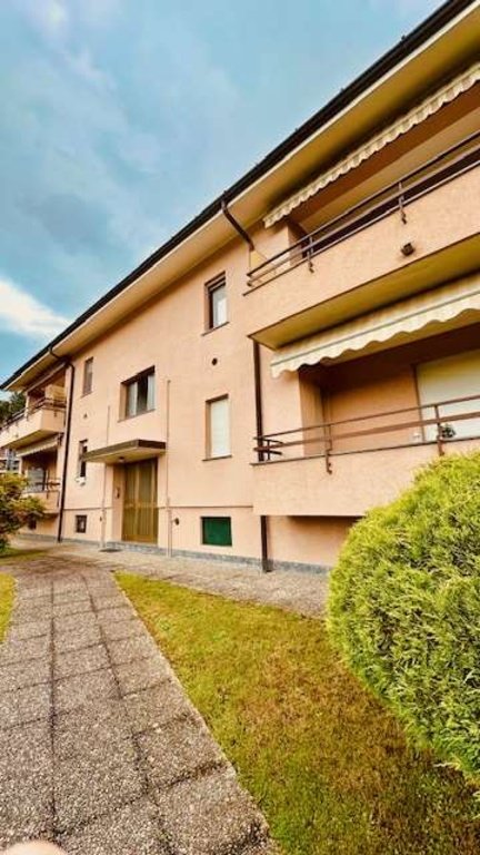 appartamento in vendita a Casnate con Bernate