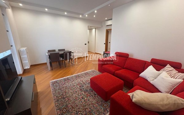 appartamento in vendita a Casnate con Bernate