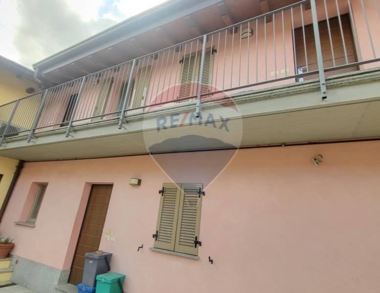 appartamento in vendita a Casnate con Bernate
