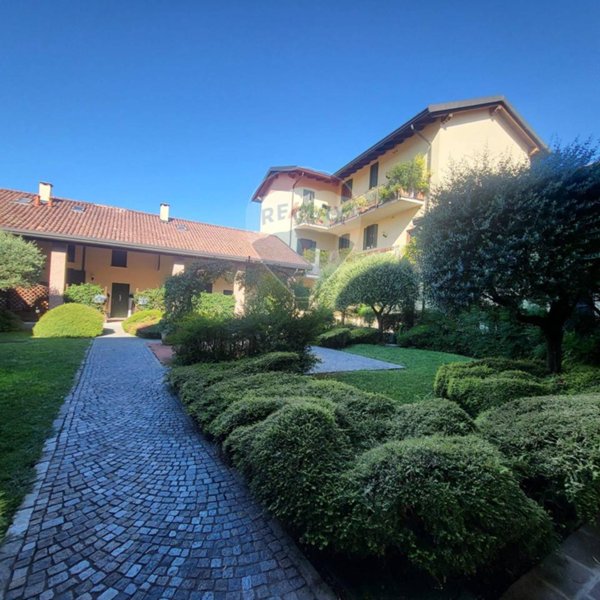 appartamento in vendita a Casnate con Bernate