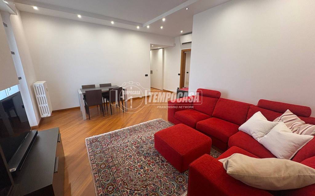 appartamento in vendita a Casnate con Bernate