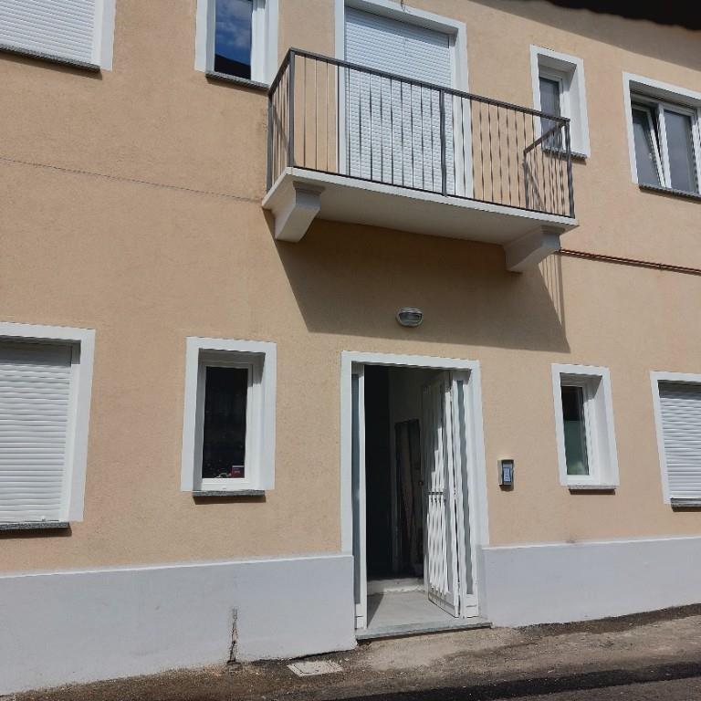 appartamento in vendita a Casnate con Bernate