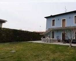 casa indipendente in vendita a Cassina Rizzardi