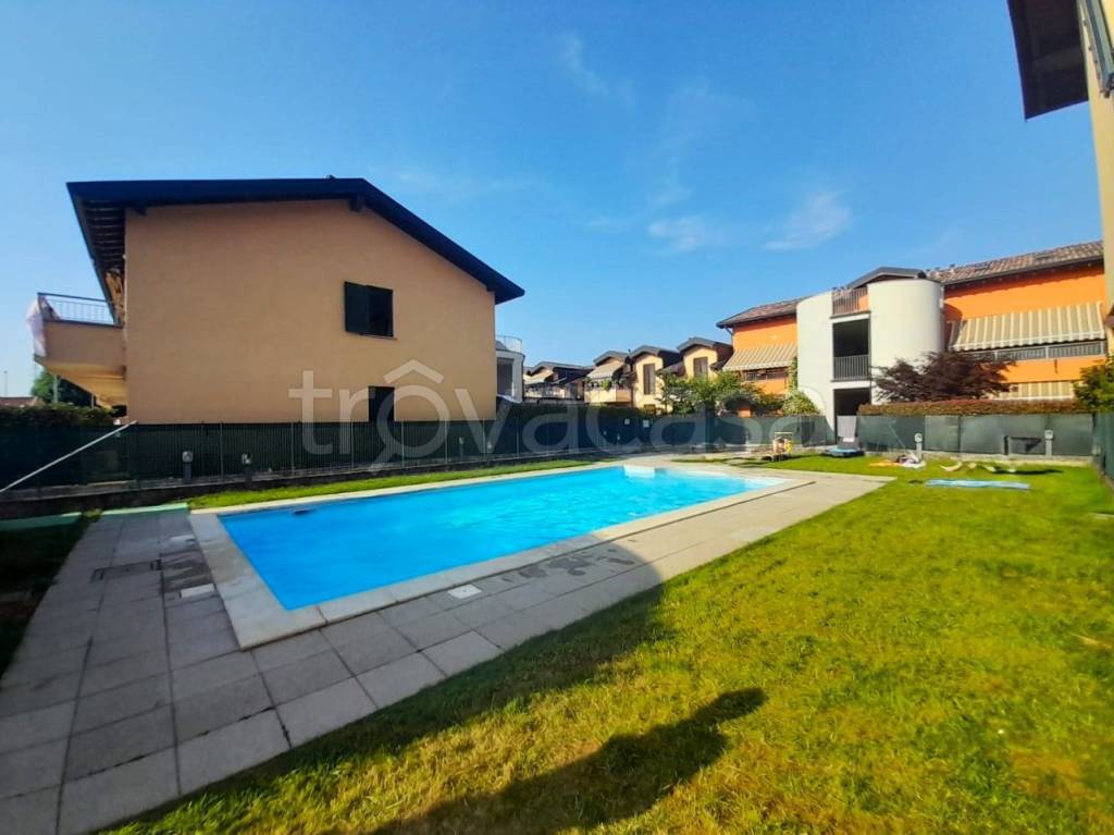 appartamento in vendita a Cassina Rizzardi