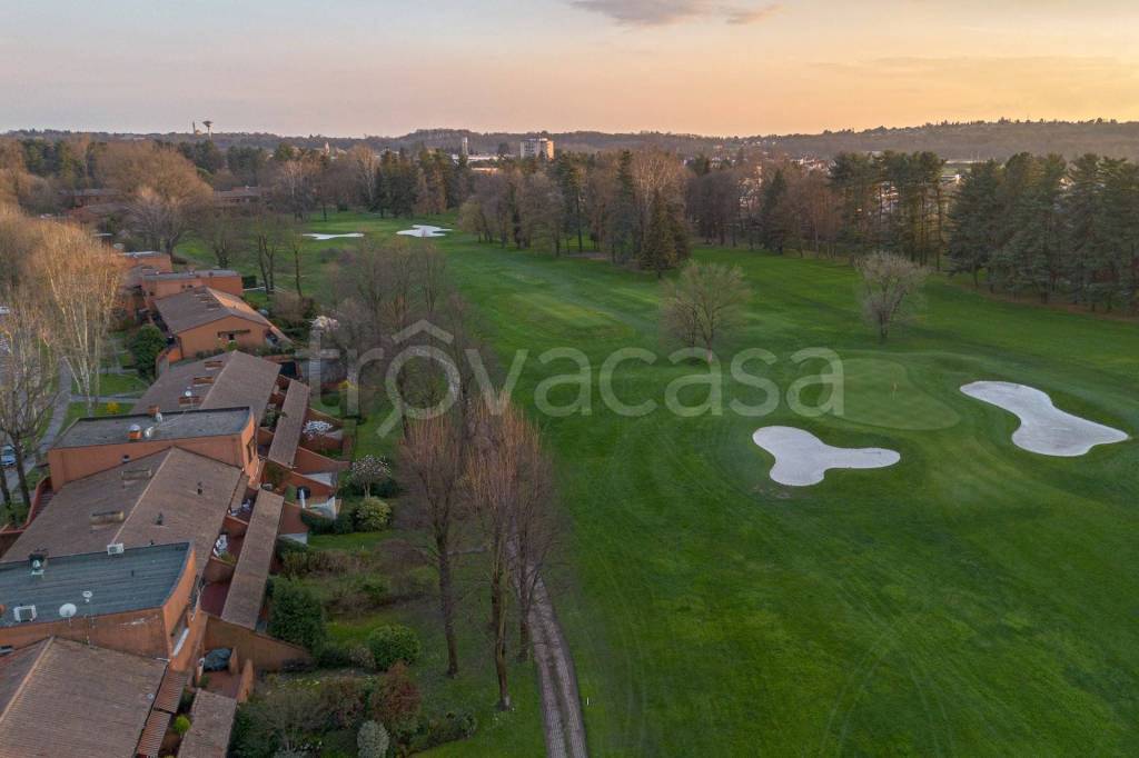 appartamento in vendita a Cassina Rizzardi in zona Monticello