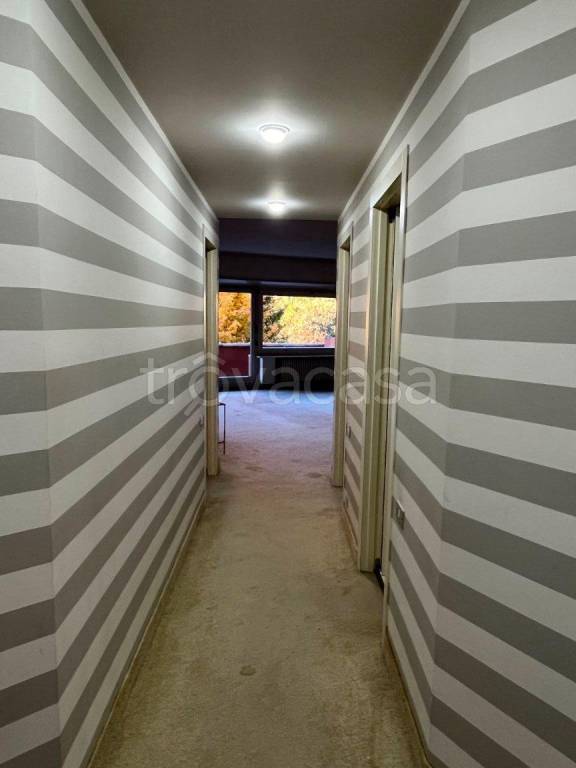 appartamento in vendita a Cassina Rizzardi in zona Monticello