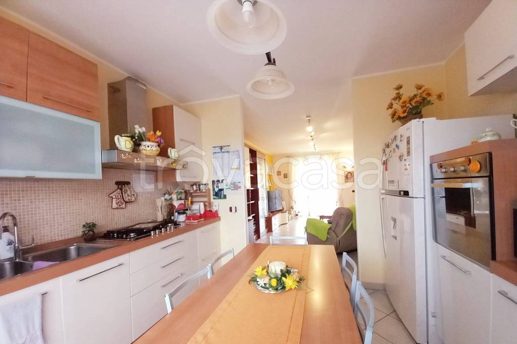 casa indipendente in vendita a Cassina Rizzardi