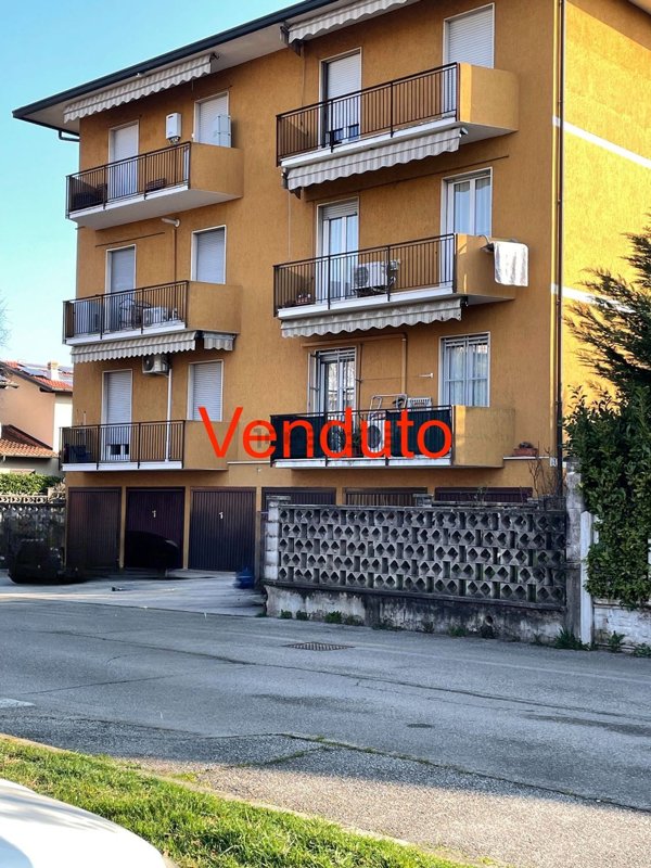 appartamento in vendita a Cassina Rizzardi