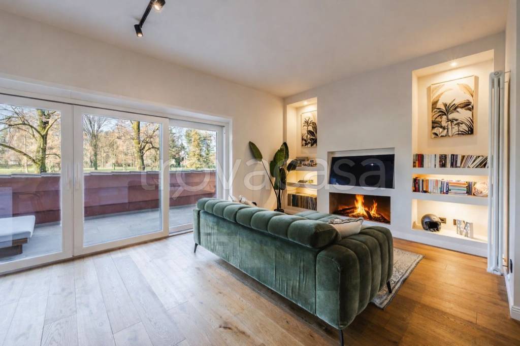 appartamento in vendita a Cassina Rizzardi in zona Monticello