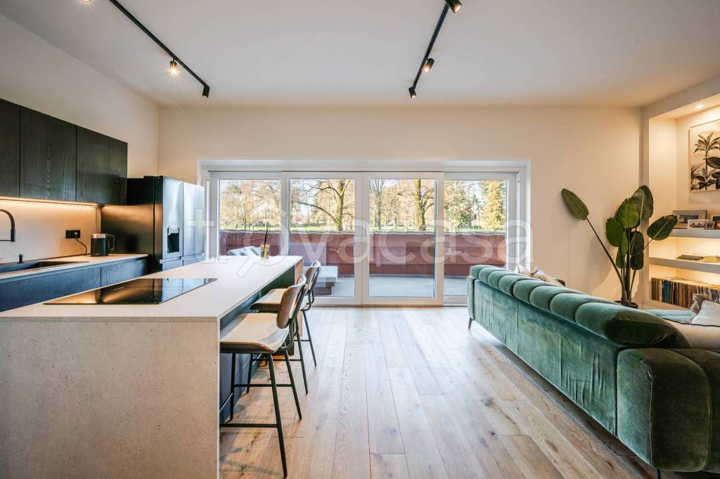 appartamento in vendita a Cassina Rizzardi in zona Monticello