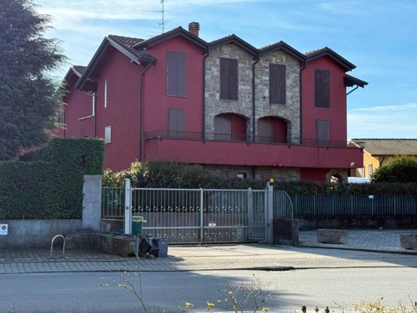 appartamento in vendita a Cassina Rizzardi