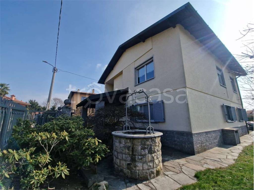 casa indipendente in vendita a Cassina Rizzardi
