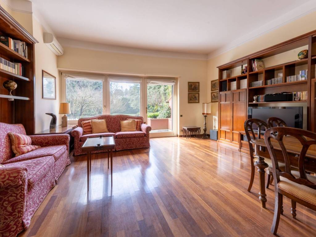 appartamento in vendita a Cassina Rizzardi in zona Monticello