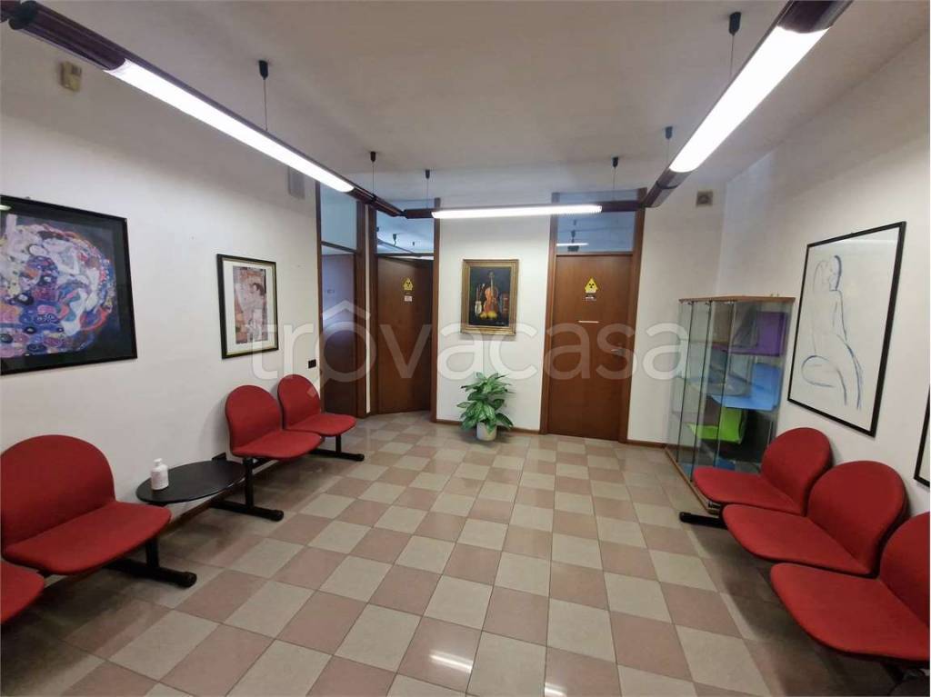 appartamento in vendita a Cassina Rizzardi in zona Monticello