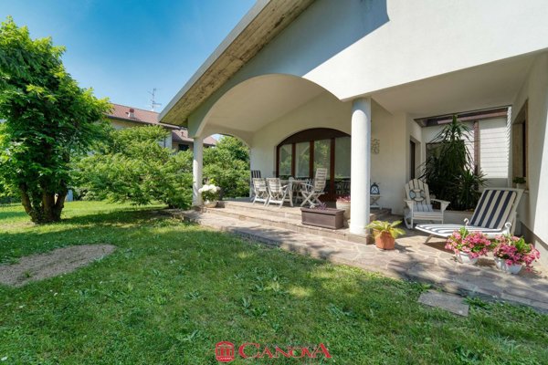 casa indipendente in vendita a Cassina Rizzardi