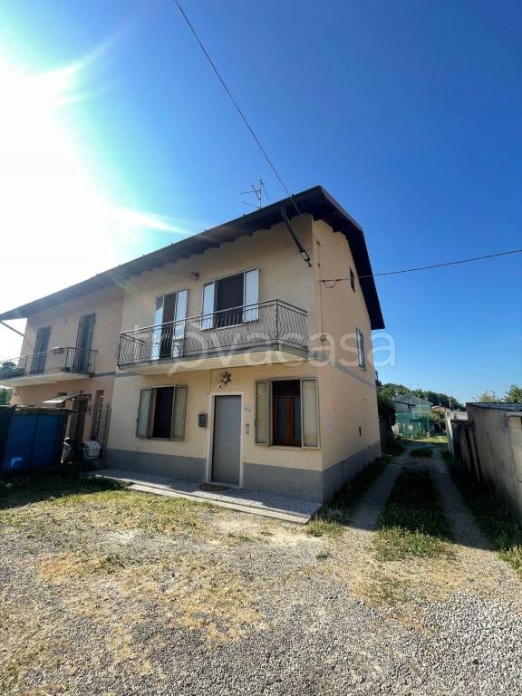 casa indipendente in vendita a Cassina Rizzardi
