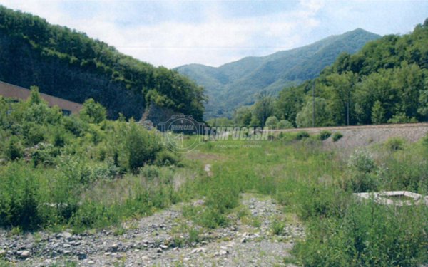 terreno edificabile in vendita a Castelmarte