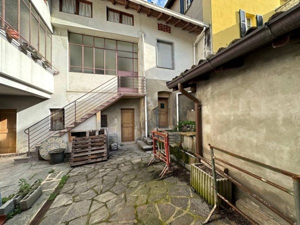 casa indipendente in vendita a Castelmarte