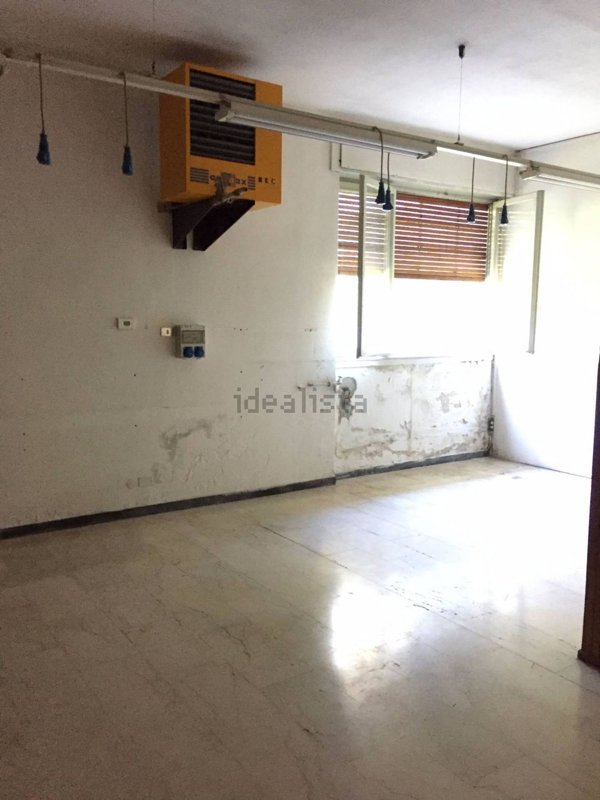 ufficio in vendita a Castelmarte
