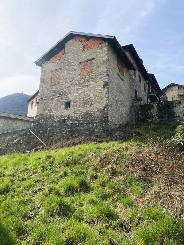 appartamento in vendita a Cerano d'Intelvi