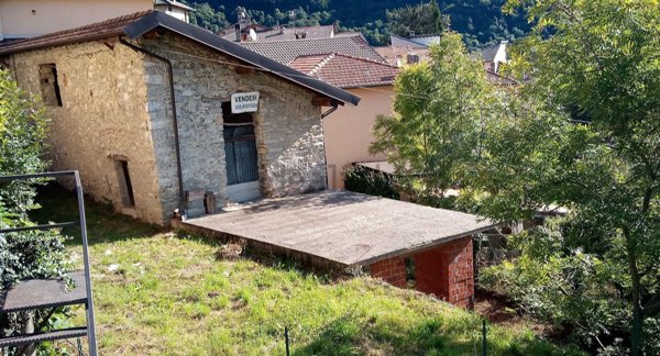 casa indipendente in vendita a Cerano d'Intelvi
