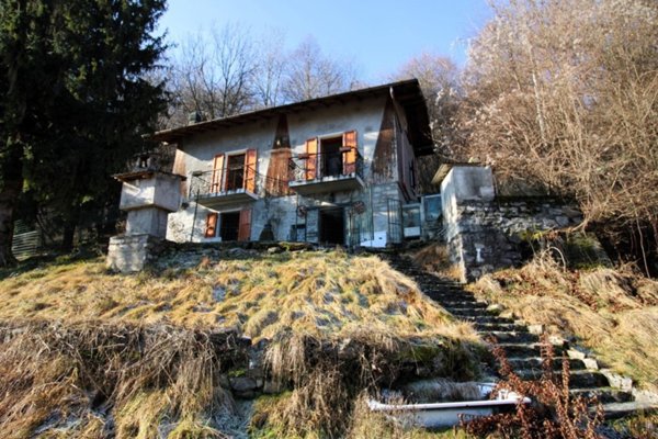 casa indipendente in vendita a Cerano d'Intelvi