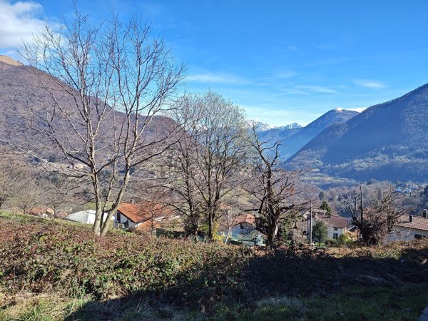 terreno edificabile in vendita a Cerano d'Intelvi