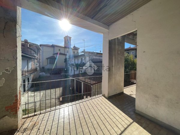 casa indipendente in vendita a Cermenate