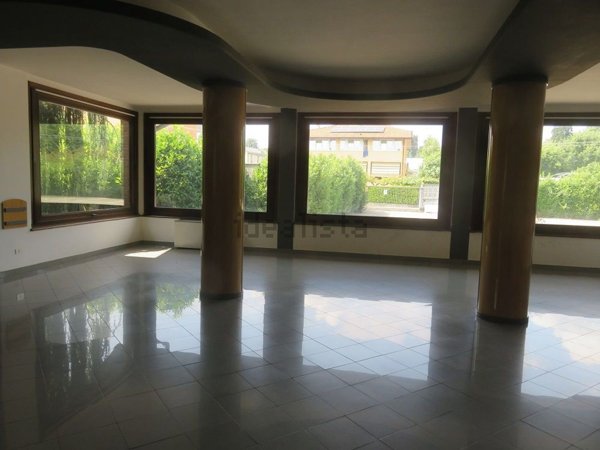 casa indipendente in vendita a Cermenate
