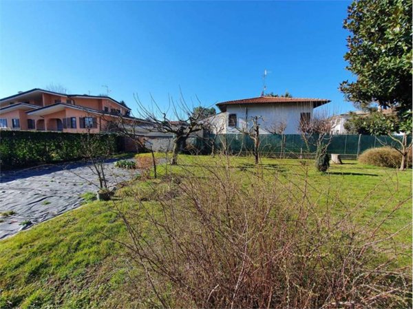 terreno agricolo in vendita a Cermenate in zona Montesordo