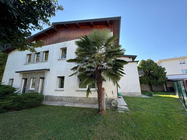 casa indipendente in vendita a Cermenate