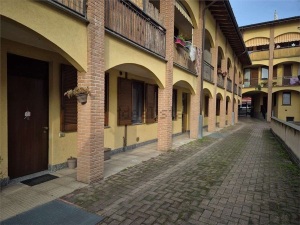 appartamento in vendita a Cermenate