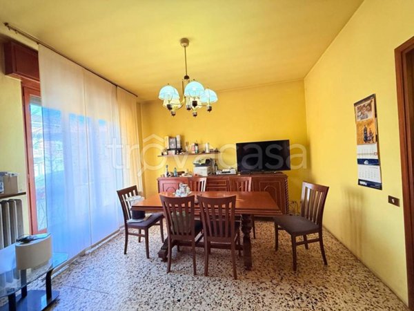 casa indipendente in vendita a Cermenate