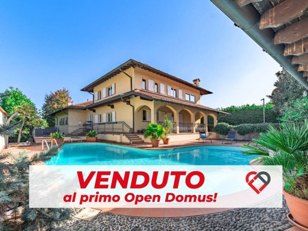 casa indipendente in vendita a Cermenate