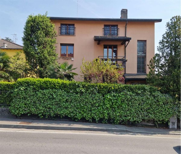 casa indipendente in vendita a Cermenate