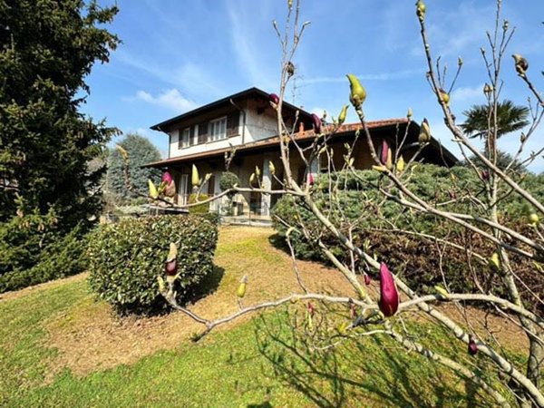 casa indipendente in vendita a Cermenate in zona Asnago