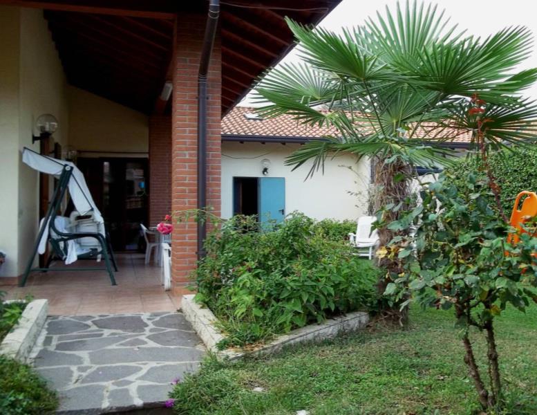 casa indipendente in vendita a Cermenate