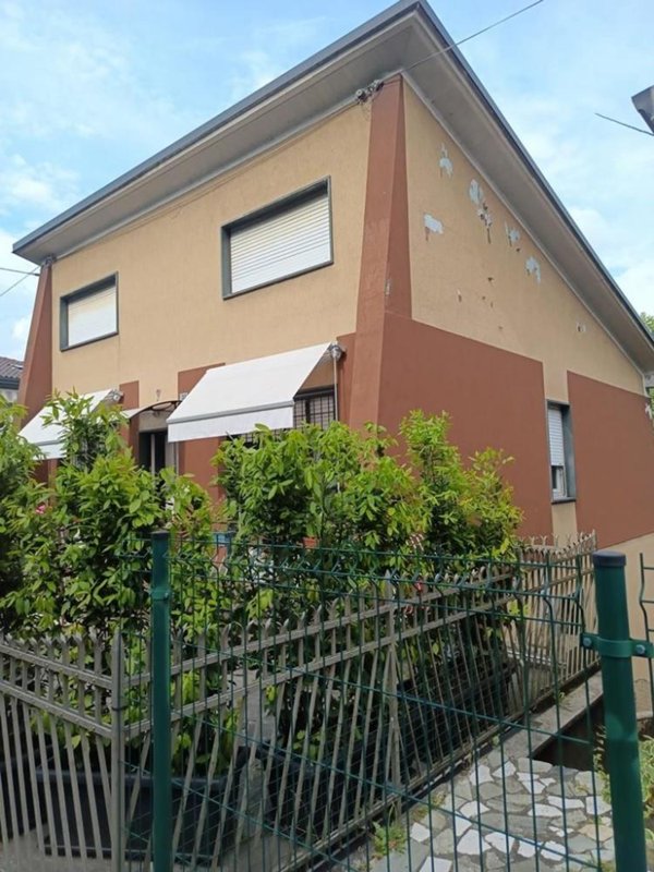 casa indipendente in vendita a Cermenate in zona Asnago