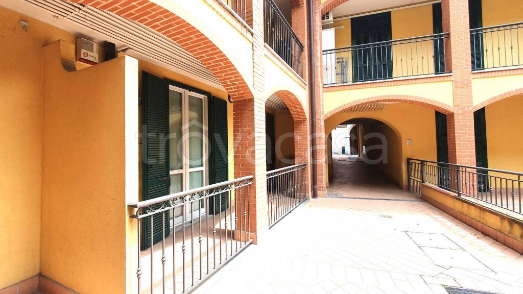 appartamento in vendita a Cermenate in zona Asnago