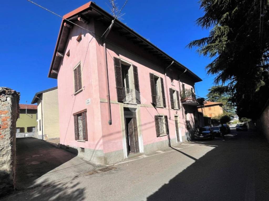 appartamento in vendita a Cermenate