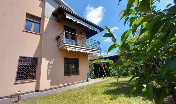 appartamento in vendita a Cermenate