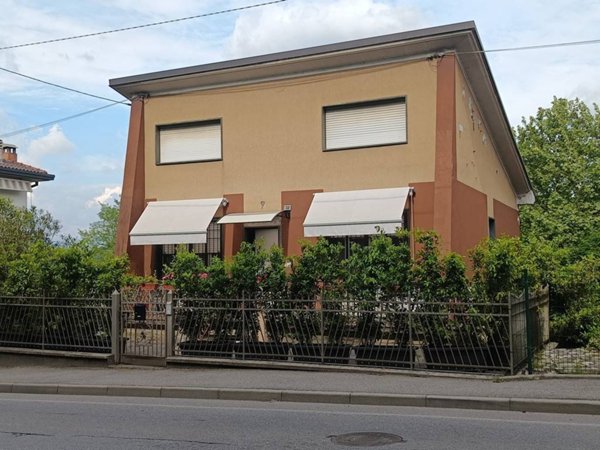 casa indipendente in vendita a Cermenate in zona Asnago