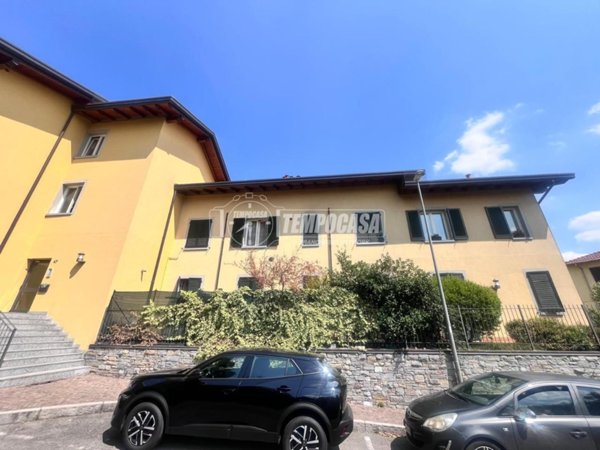appartamento in vendita a Cermenate