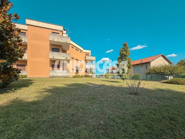 appartamento in vendita a Cermenate