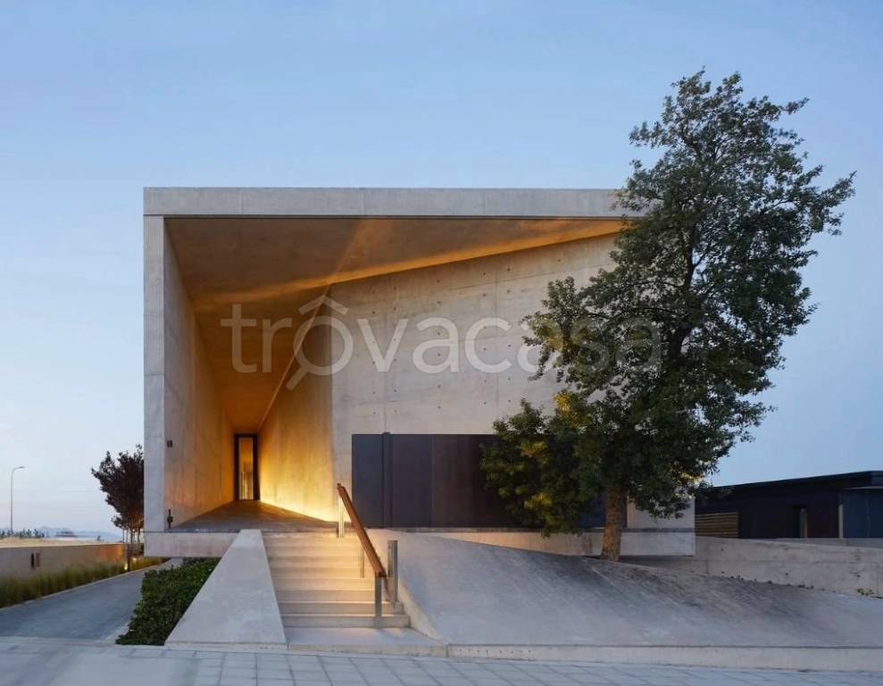 casa indipendente in vendita a Cermenate