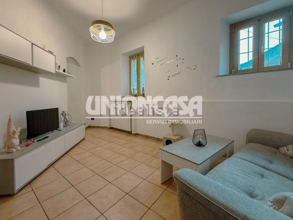 appartamento in vendita a Cermenate